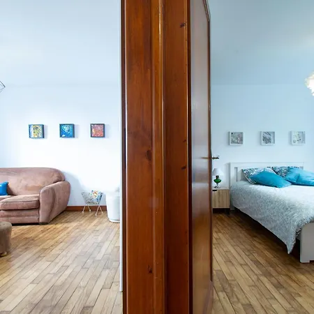 Holiday home La Maison Bleue I Belle Vue Et Jardin *