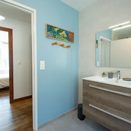 Дом отдыха La Maison Bleue I Belle Vue Et Jardin Крозон